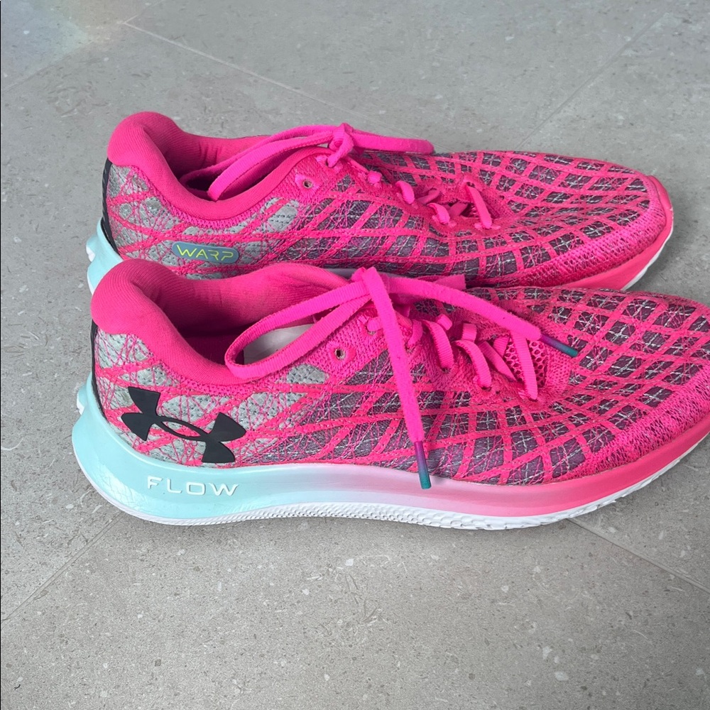 Under Armour Women's Pink and Black Athletic Shoes